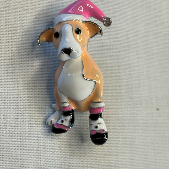 Christmas Hat Dog in Socks Pin Brooch Black or Tan Pup Dog Lover NWT - Picture 9 of 9